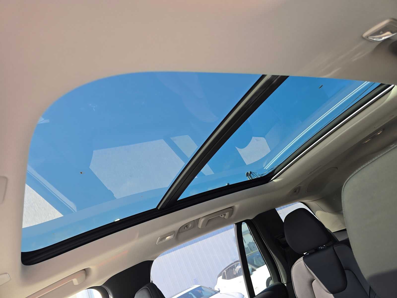 2025 Volvo XC90 Plug-In Hybrid Plus