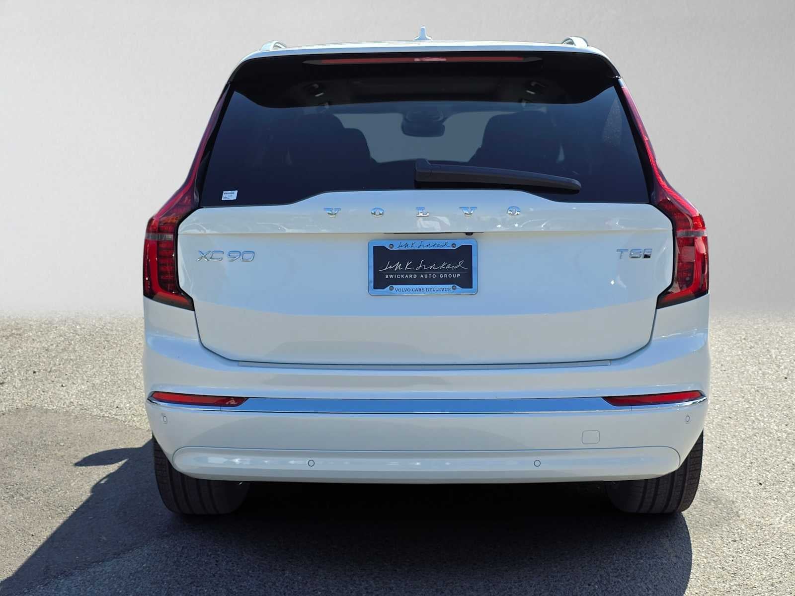 2025 Volvo XC90 Plug-In Hybrid Plus