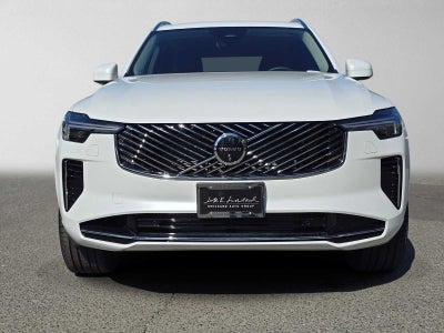 2025 Volvo XC90 Plug-In Hybrid Plus