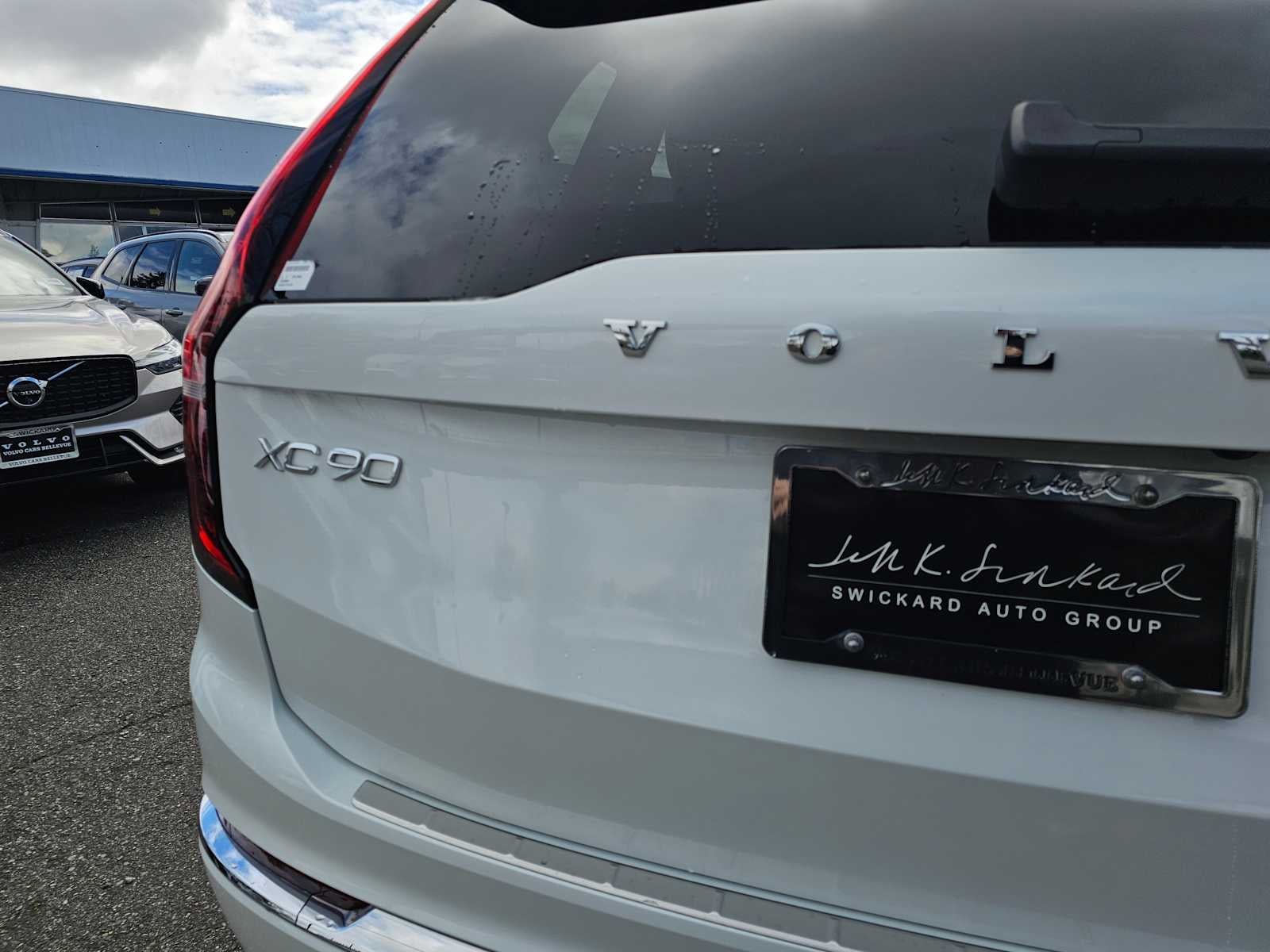 2025 Volvo XC90 Plug-In Hybrid Plus