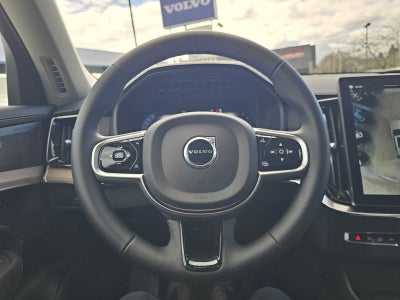 2025 Volvo XC90 Plug-In Hybrid Plus