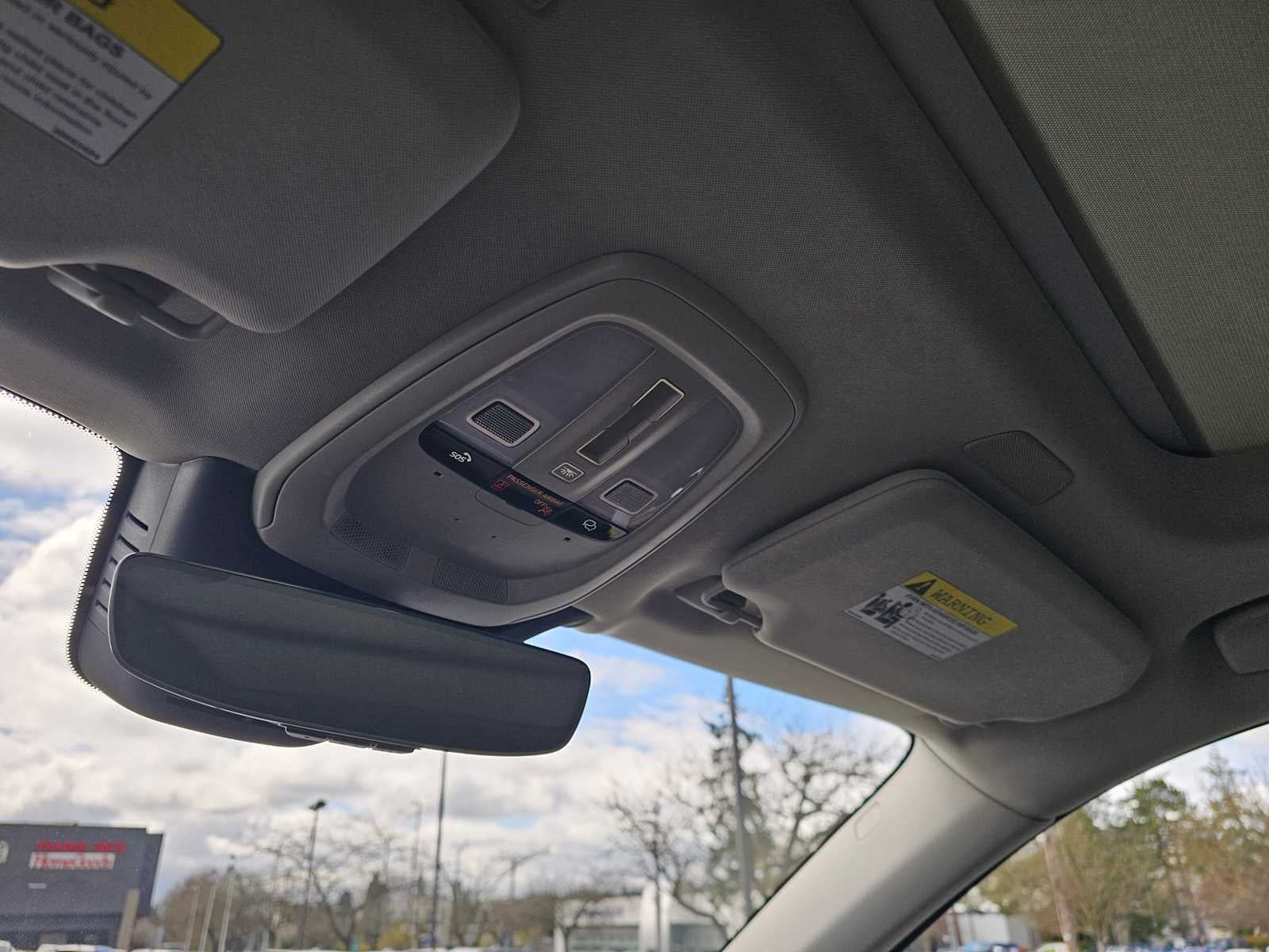 2025 Volvo XC90 Plug-In Hybrid Plus