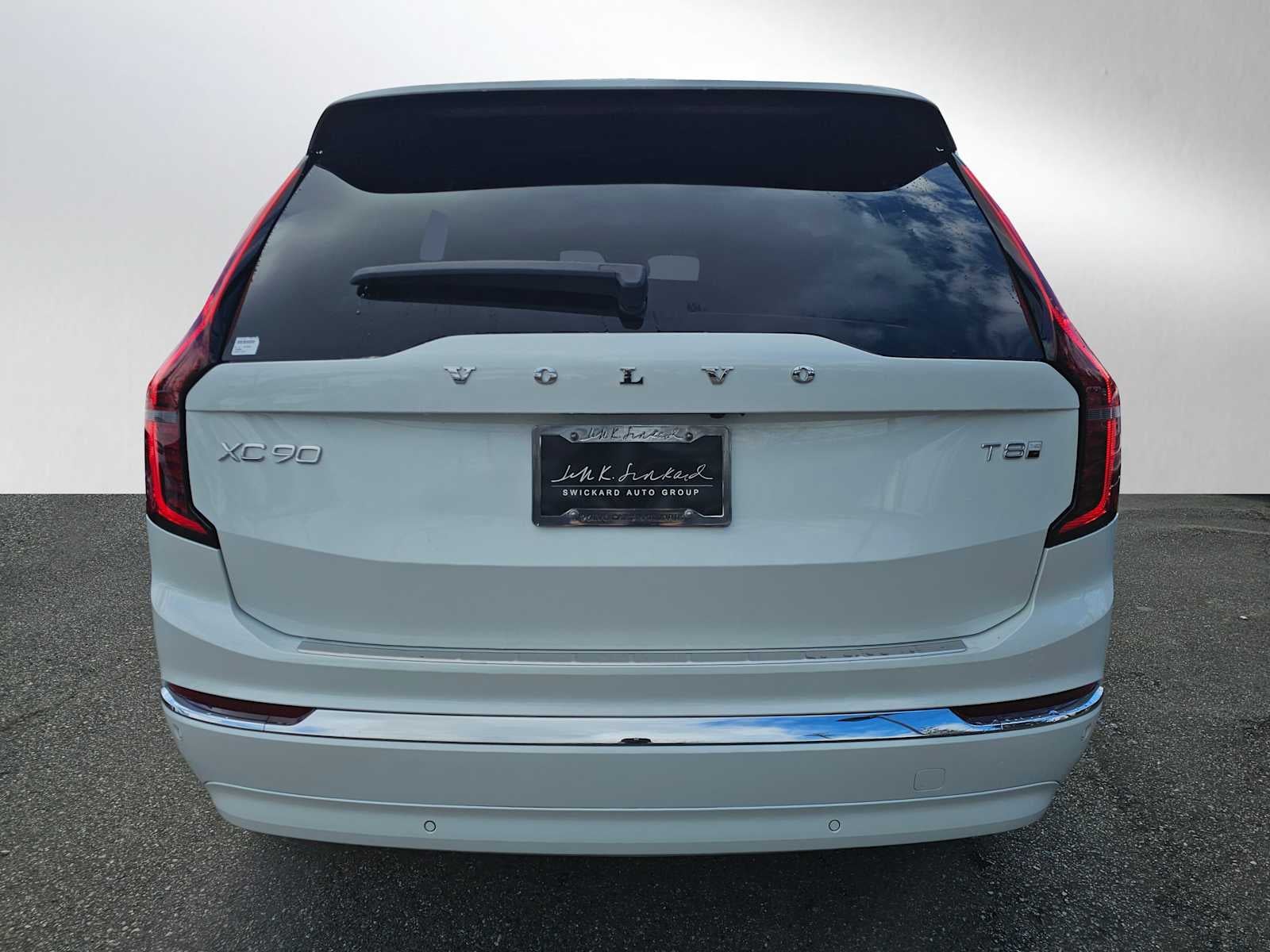 2025 Volvo XC90 Plug-In Hybrid Plus