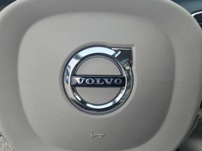 2025 Volvo XC90 Plug-In Hybrid Plus