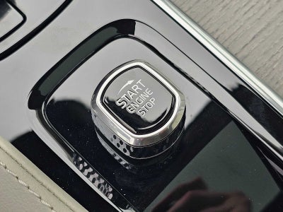 2025 Volvo XC90 Plug-In Hybrid Plus