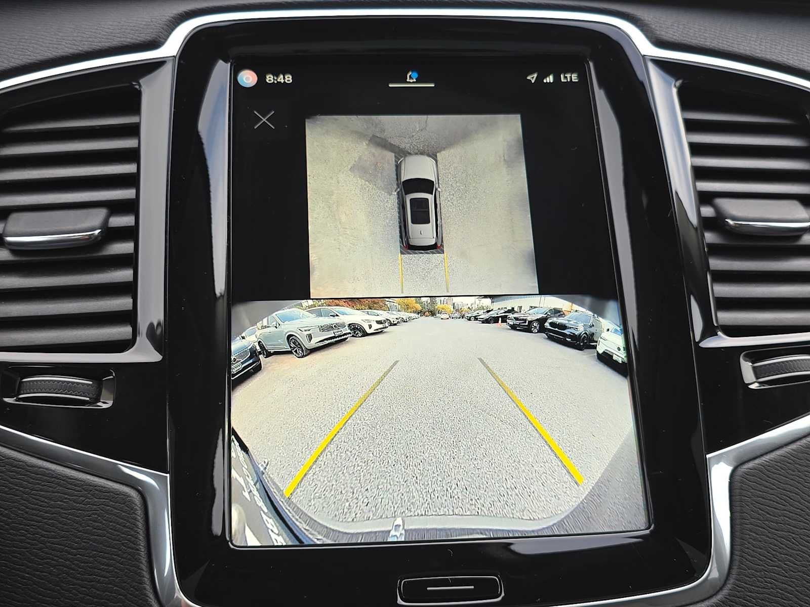 2025 Volvo XC90 Plug-In Hybrid Plus