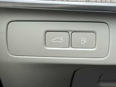 2025 Volvo XC90 Plug-In Hybrid Plus