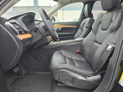 2025 Volvo XC90 Plug-In Hybrid Plus