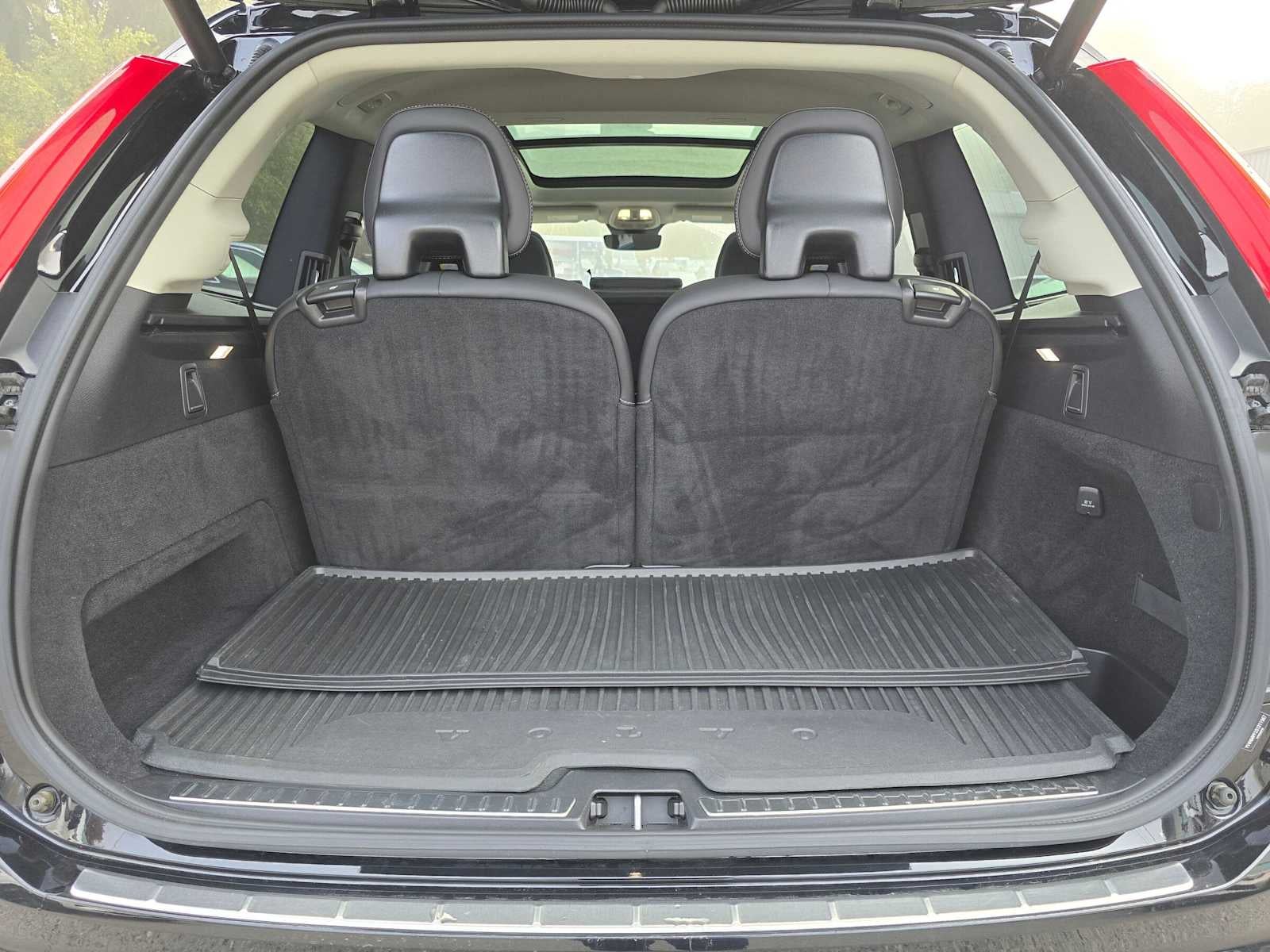 2025 Volvo XC90 Plug-In Hybrid Ultra