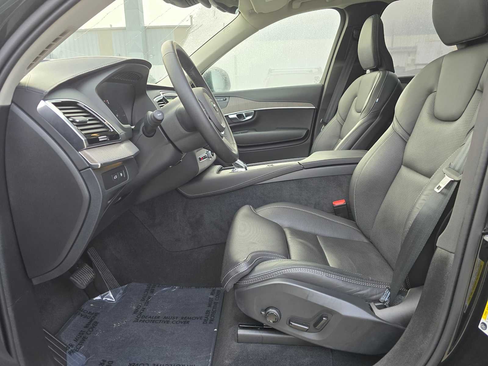 2025 Volvo XC90 Plug-In Hybrid Ultra