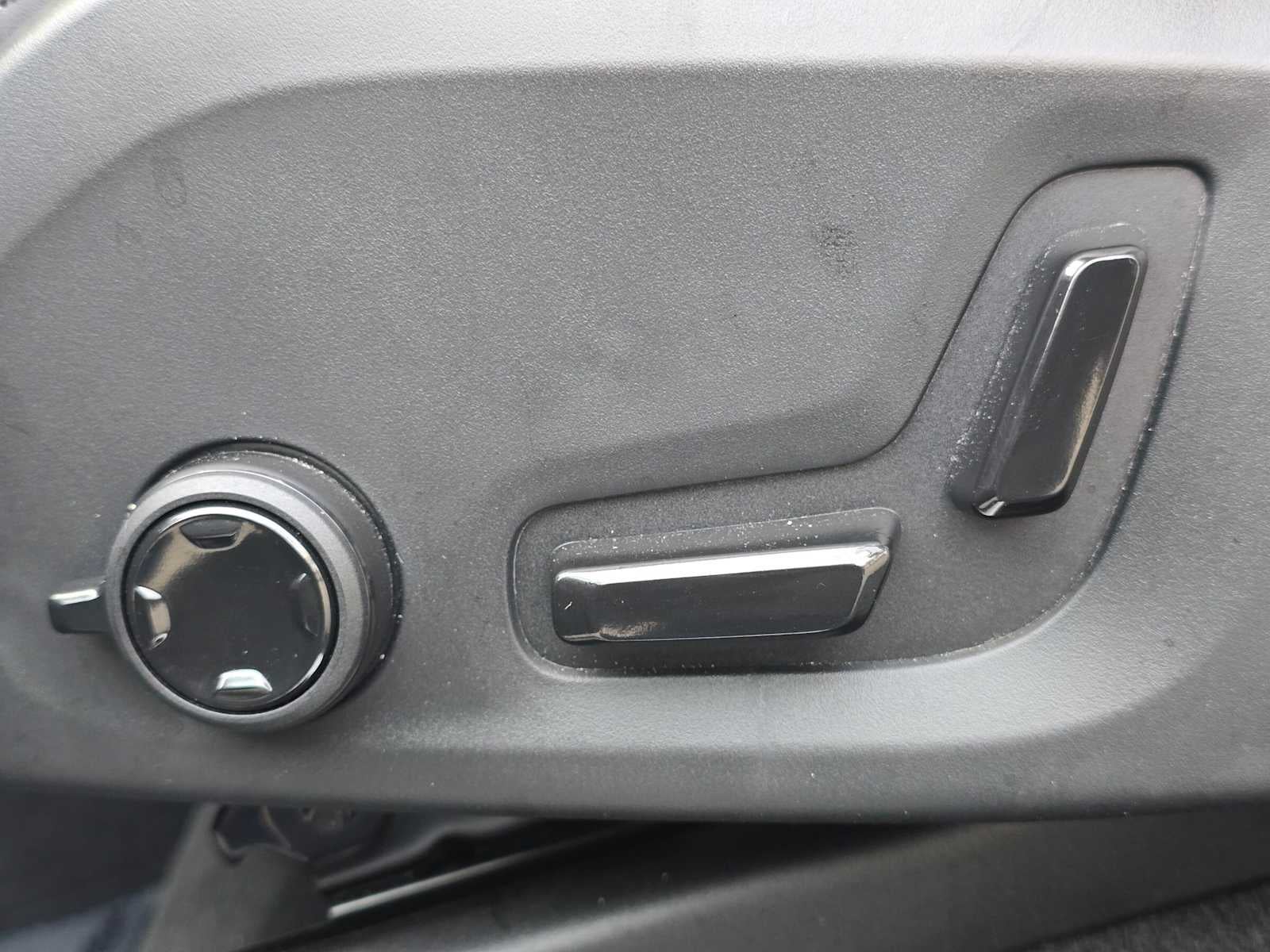 2025 Volvo XC90 Plug-In Hybrid Ultra