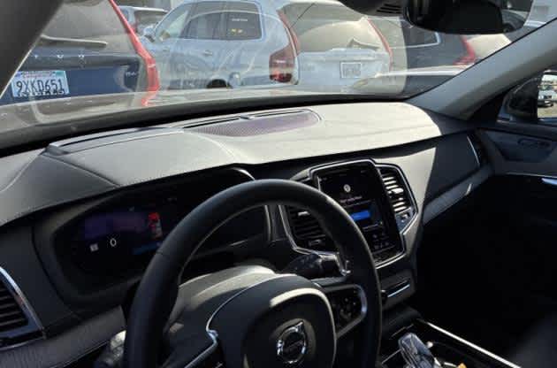 2025 Volvo XC90 Plug-In Hybrid Ultra