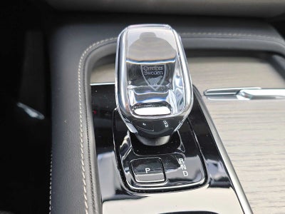 2025 Volvo XC90 Plug-In Hybrid Ultra