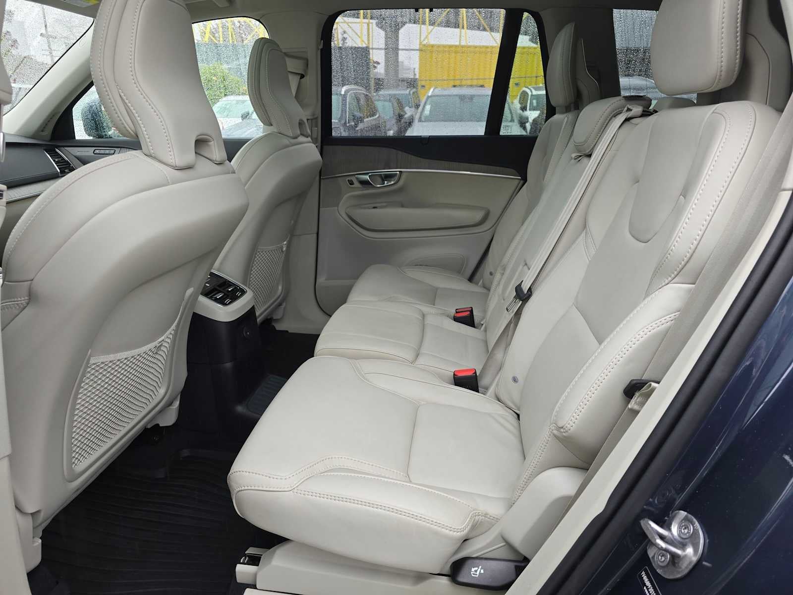 2025 Volvo XC90 Plug-In Hybrid Ultra
