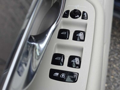 2025 Volvo XC90 Plug-In Hybrid Ultra