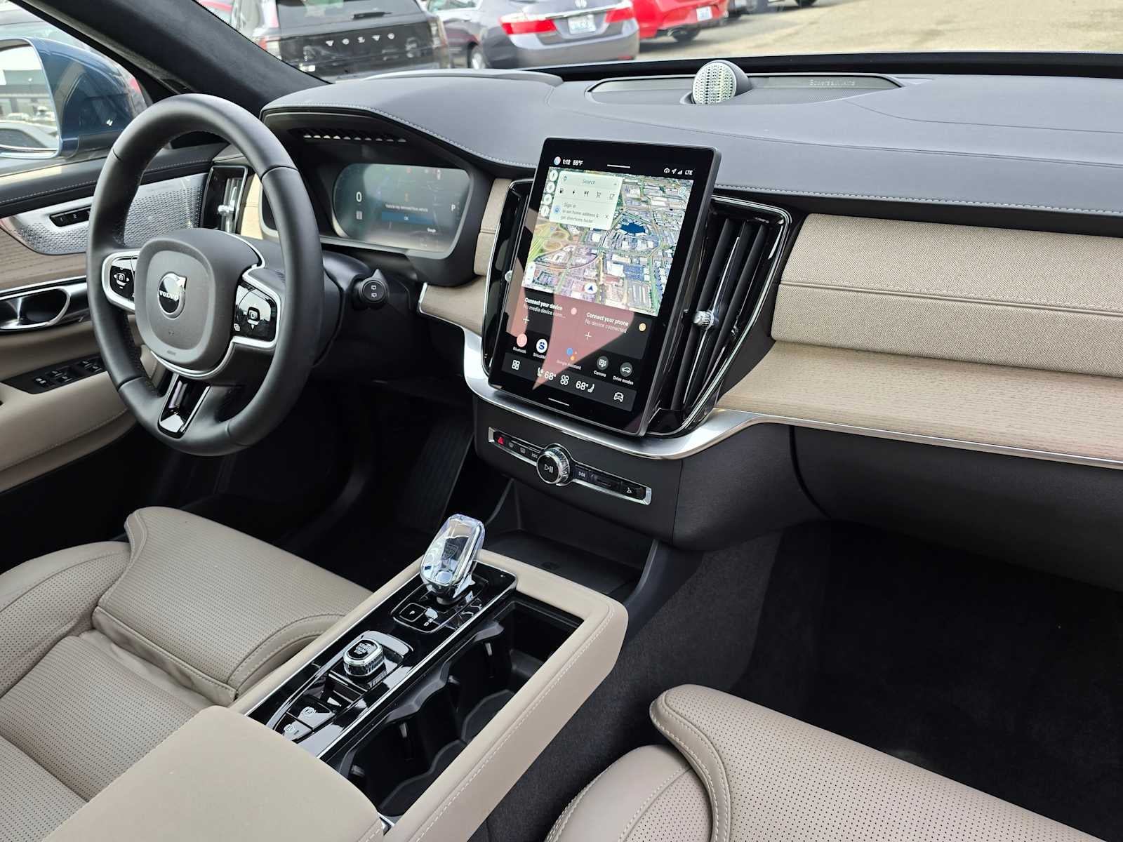 2025 Volvo XC90 Plug-In Hybrid Ultra