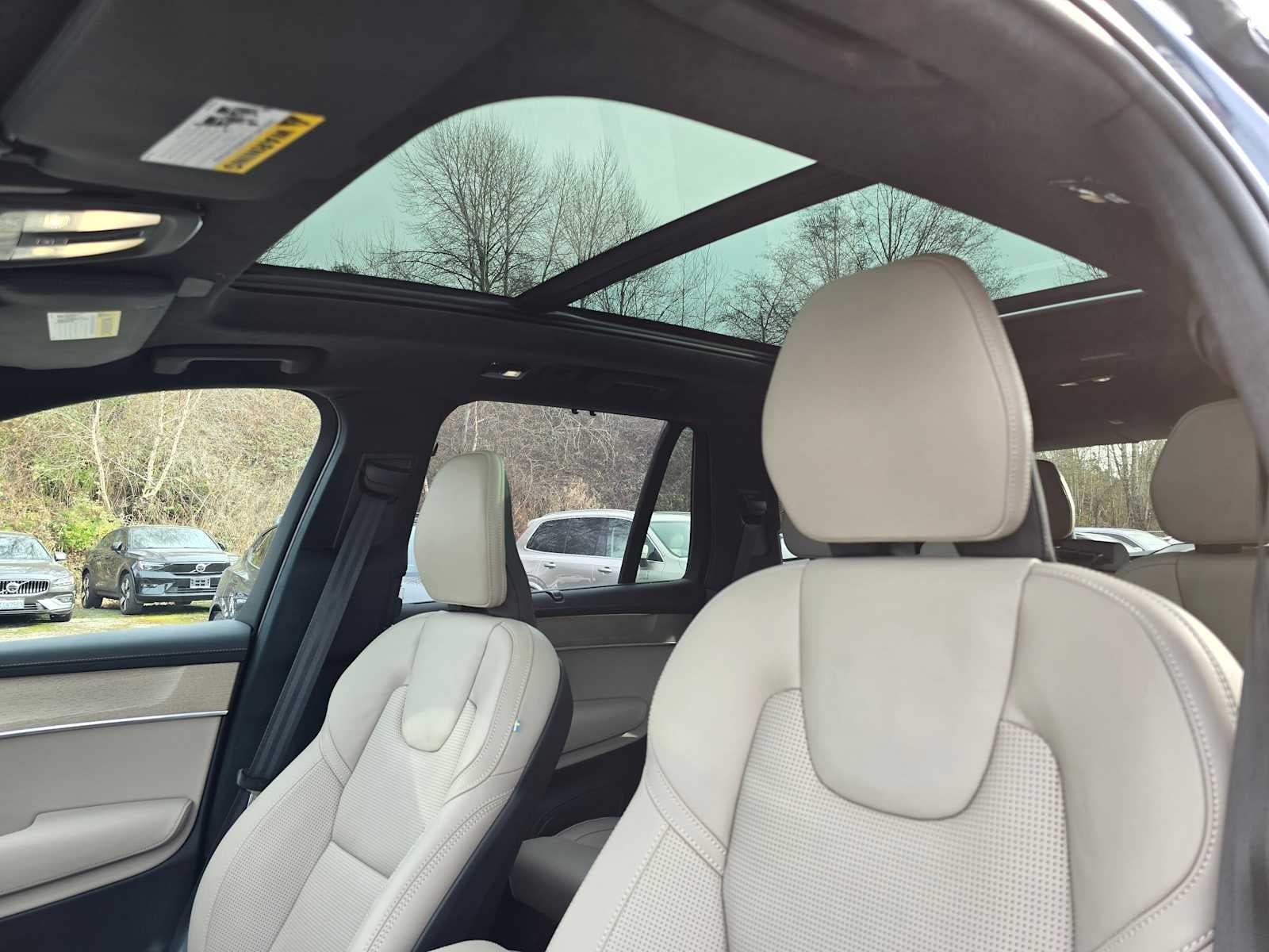 2025 Volvo XC90 Plug-In Hybrid Ultra