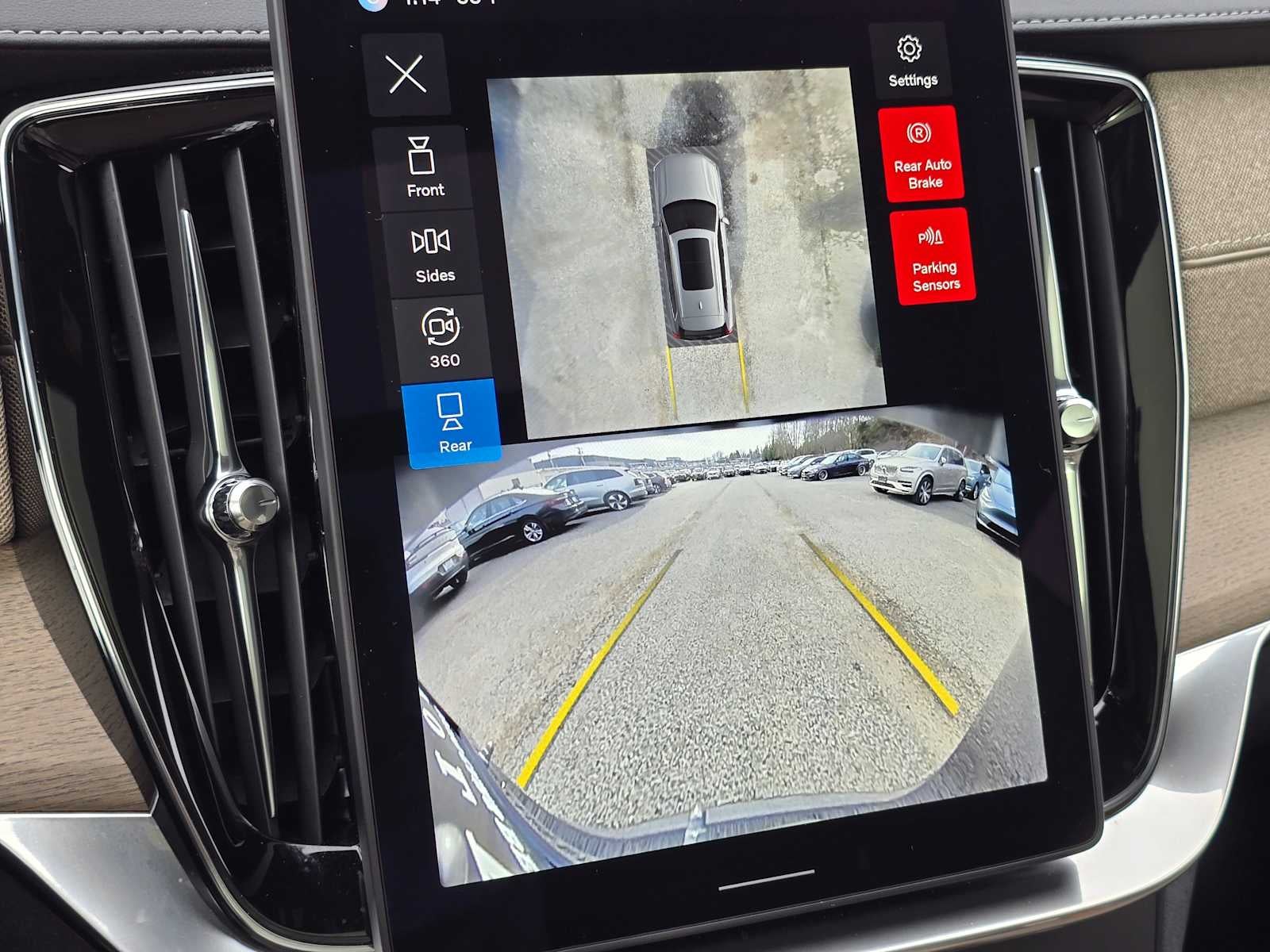 2025 Volvo XC90 Plug-In Hybrid Ultra