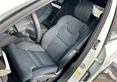 2025 Volvo XC90 Plug-In Hybrid Ultra