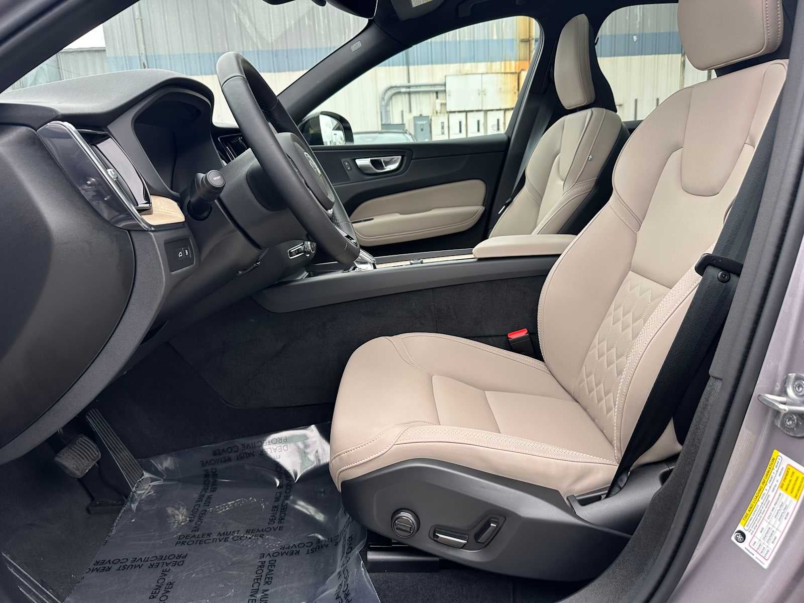 2026 Volvo XC60 Plug-In Hybrid Core
