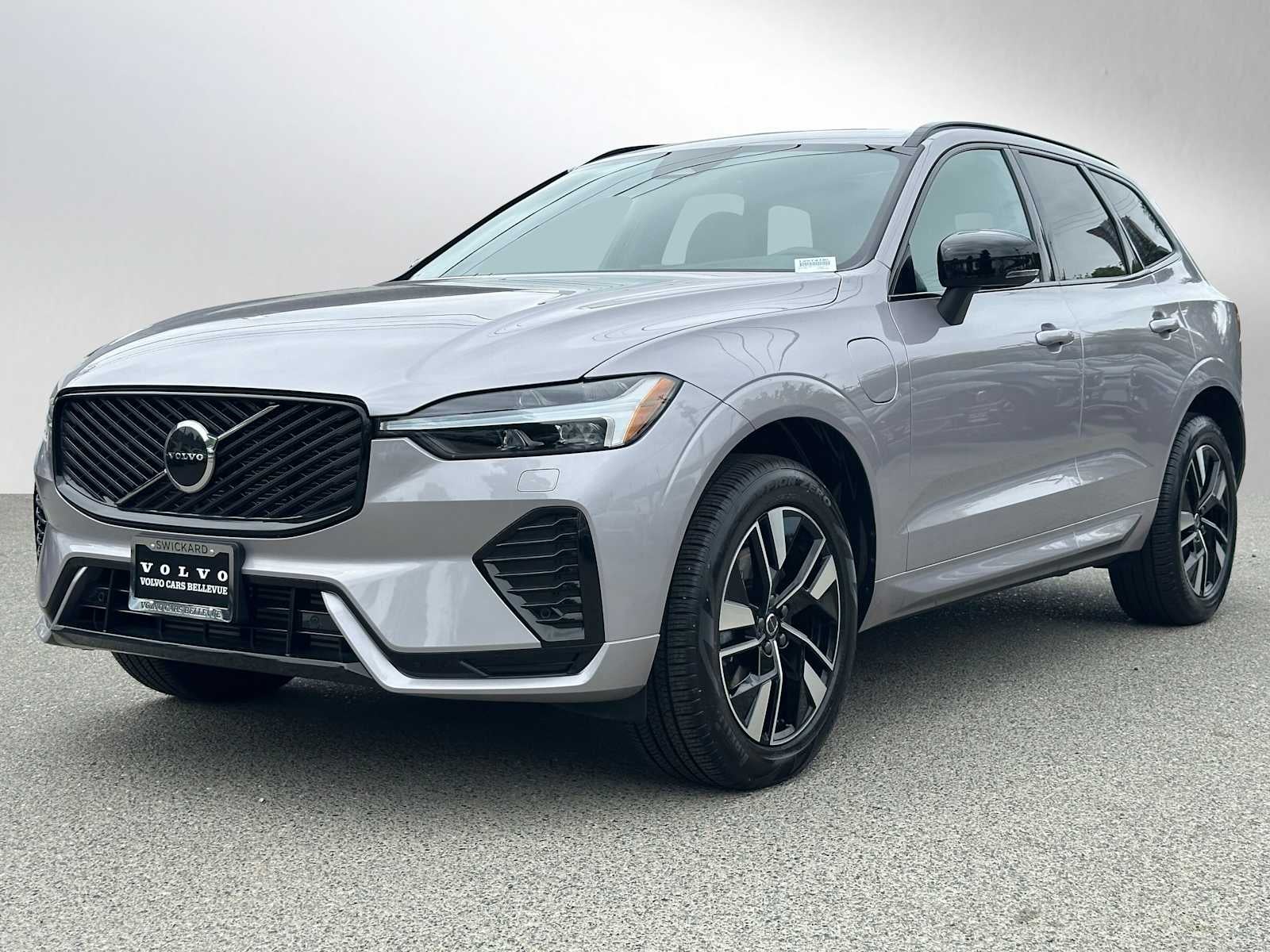 2026 Volvo XC60 Plug-In Hybrid Core