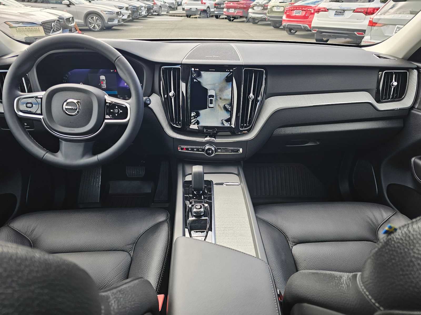 2025 Volvo XC60 Plug-In Hybrid Plus