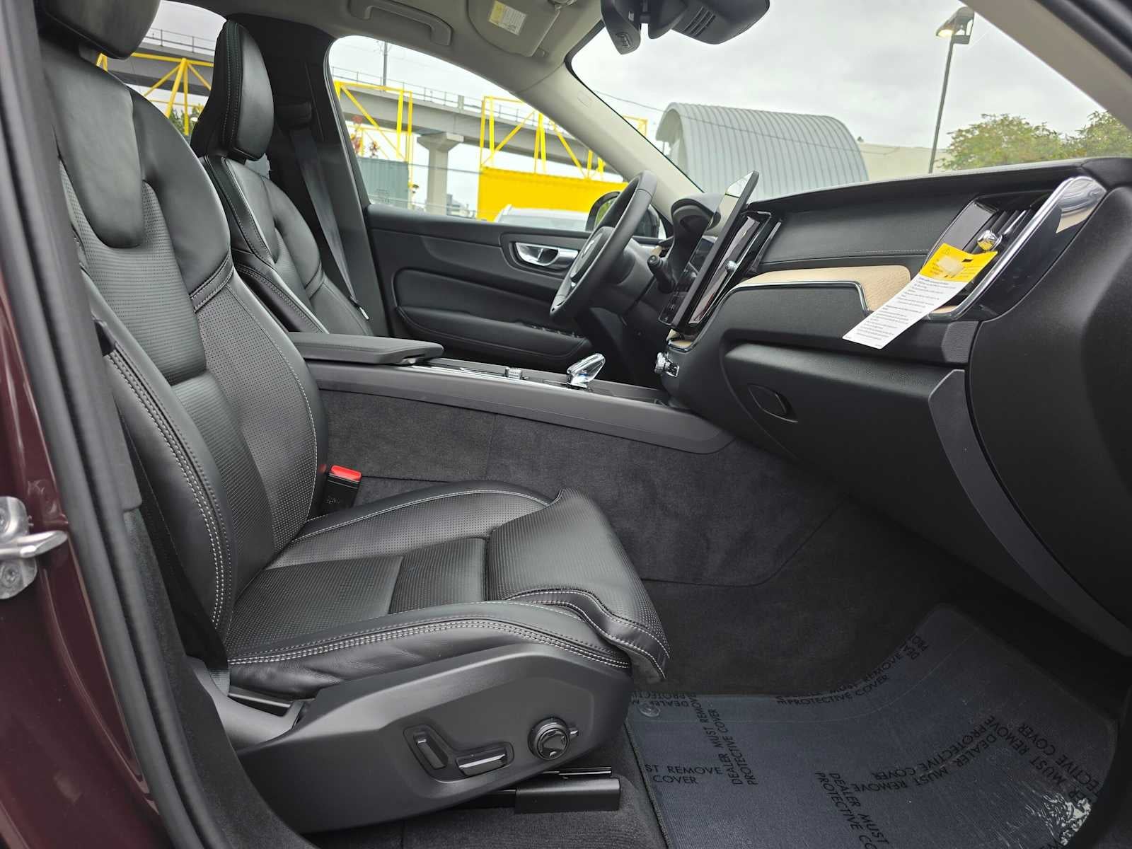 2026 Volvo XC60 Plug-In Hybrid Ultra