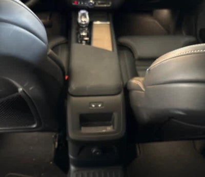 2026 Volvo XC60 Plug-In Hybrid Ultra
