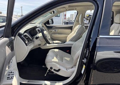 2023 Volvo XC90 Plus