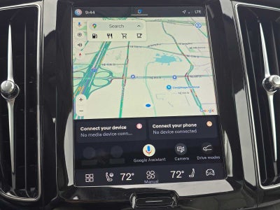2023 Volvo XC60 Ultimate Bright Theme