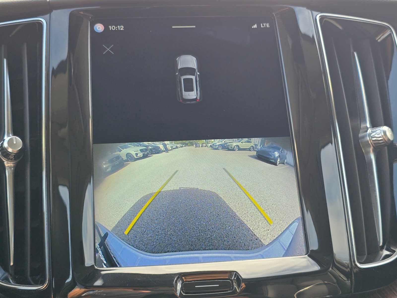 2022 Volvo XC60 Momentum