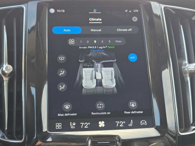 2022 Volvo XC60 Momentum