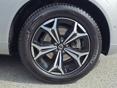 2022 Volvo XC60 Momentum