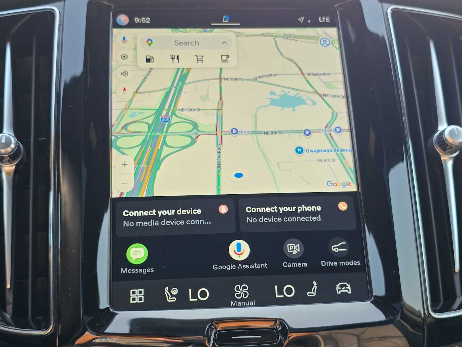2024 Volvo XC60 Ultimate Dark Theme