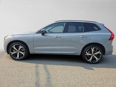 2024 Volvo XC60 Ultimate Dark Theme