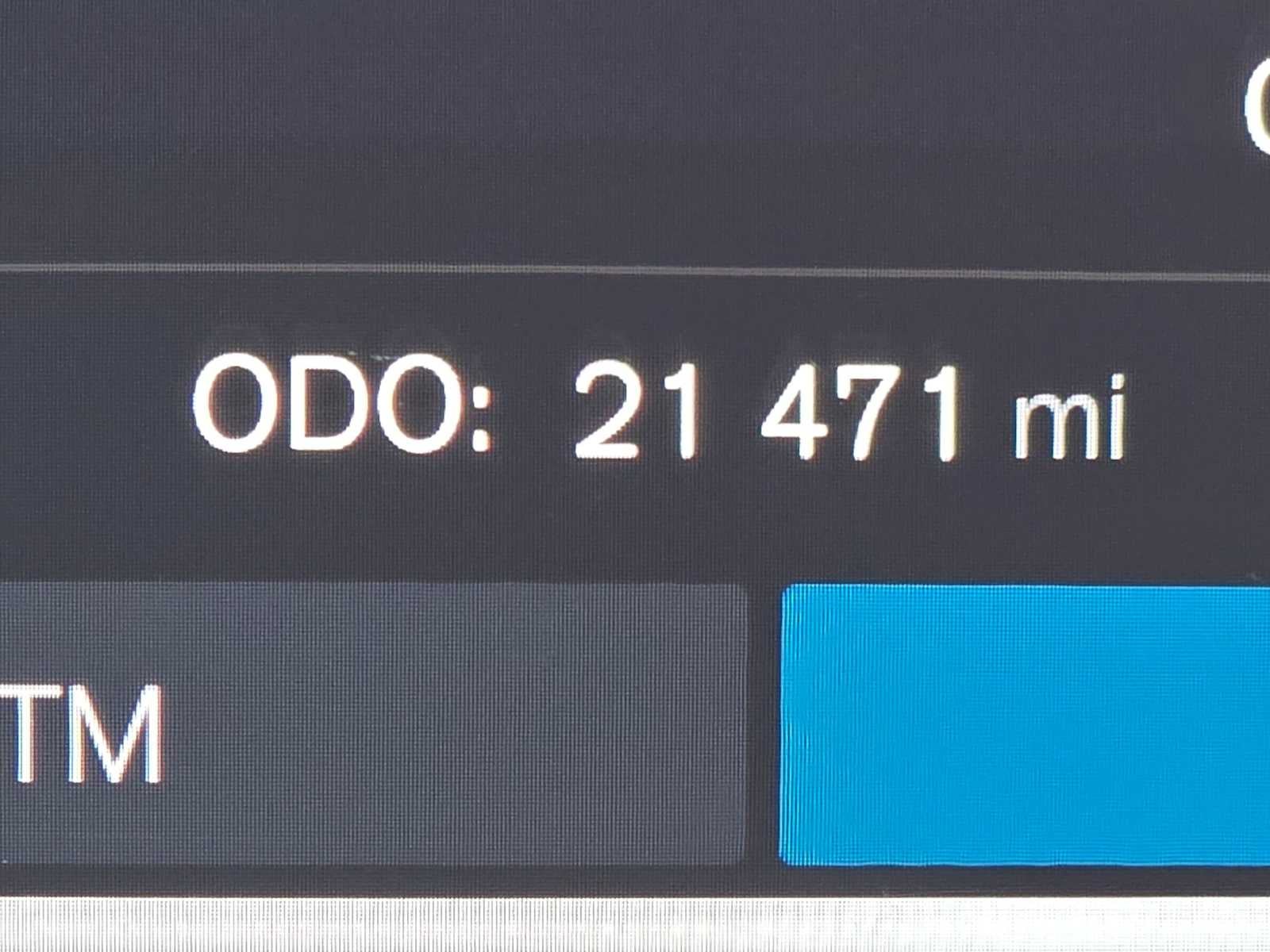 2023 Volvo XC60 Plus Dark Theme