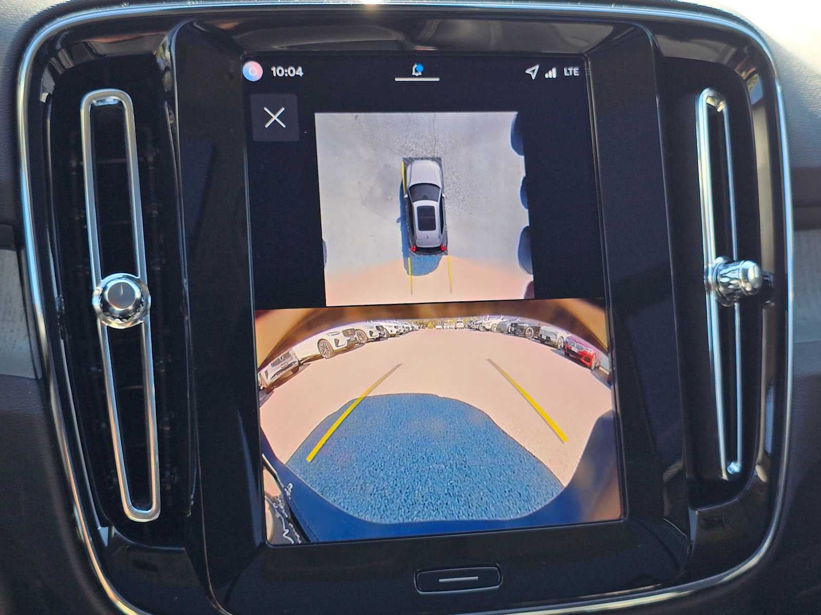 2026 Volvo XC40 Plus