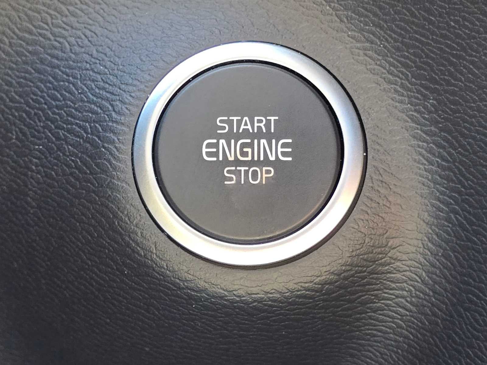 2026 Volvo XC40 Plus