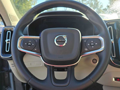 2026 Volvo XC40 Plus