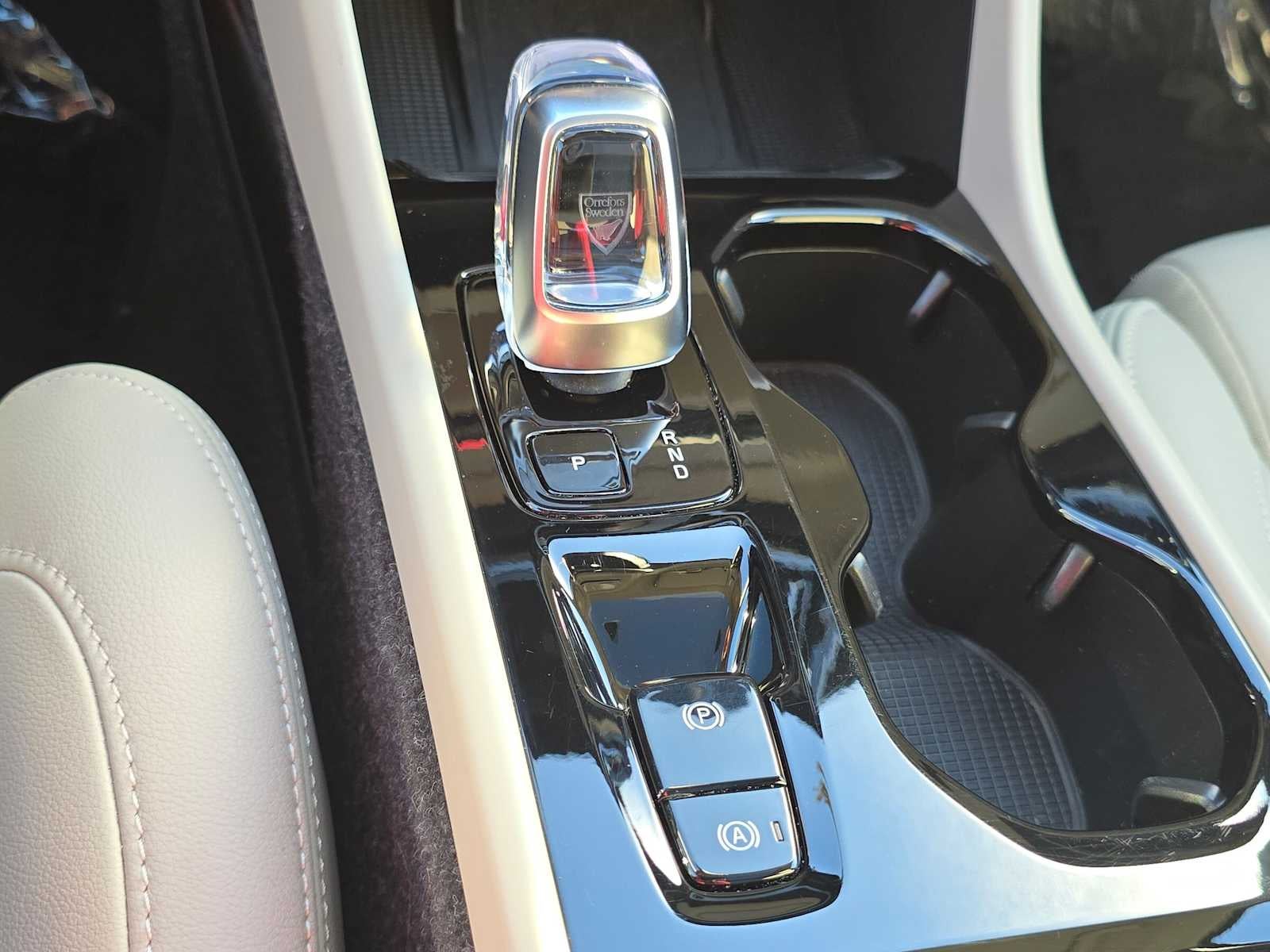 2026 Volvo XC40 Plus