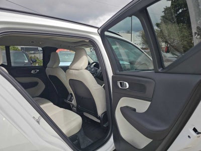 2026 Volvo XC40 Plus