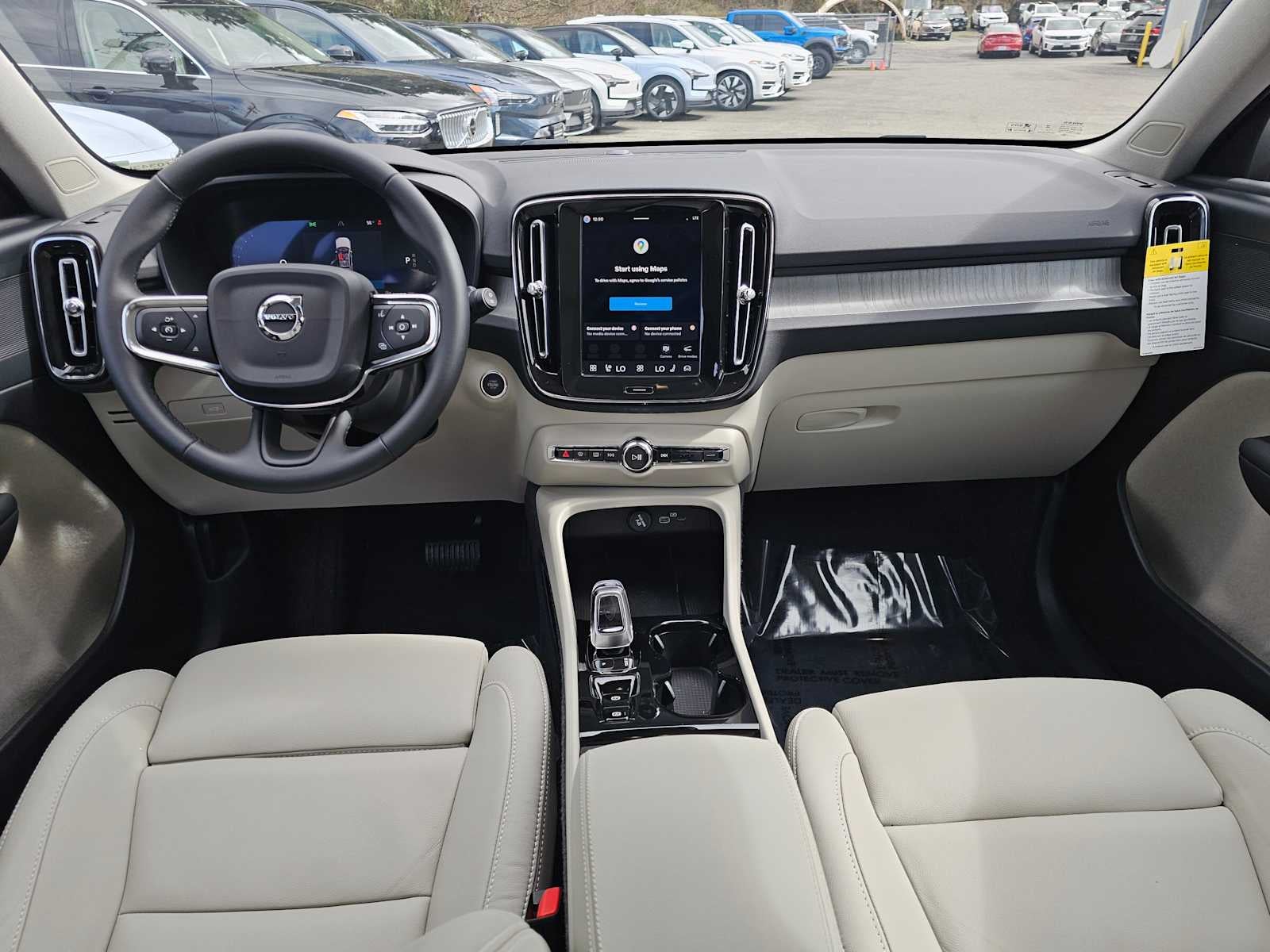 2026 Volvo XC40 Plus