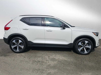 2026 Volvo XC40 Plus