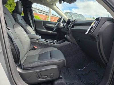 2026 Volvo XC40 Plus