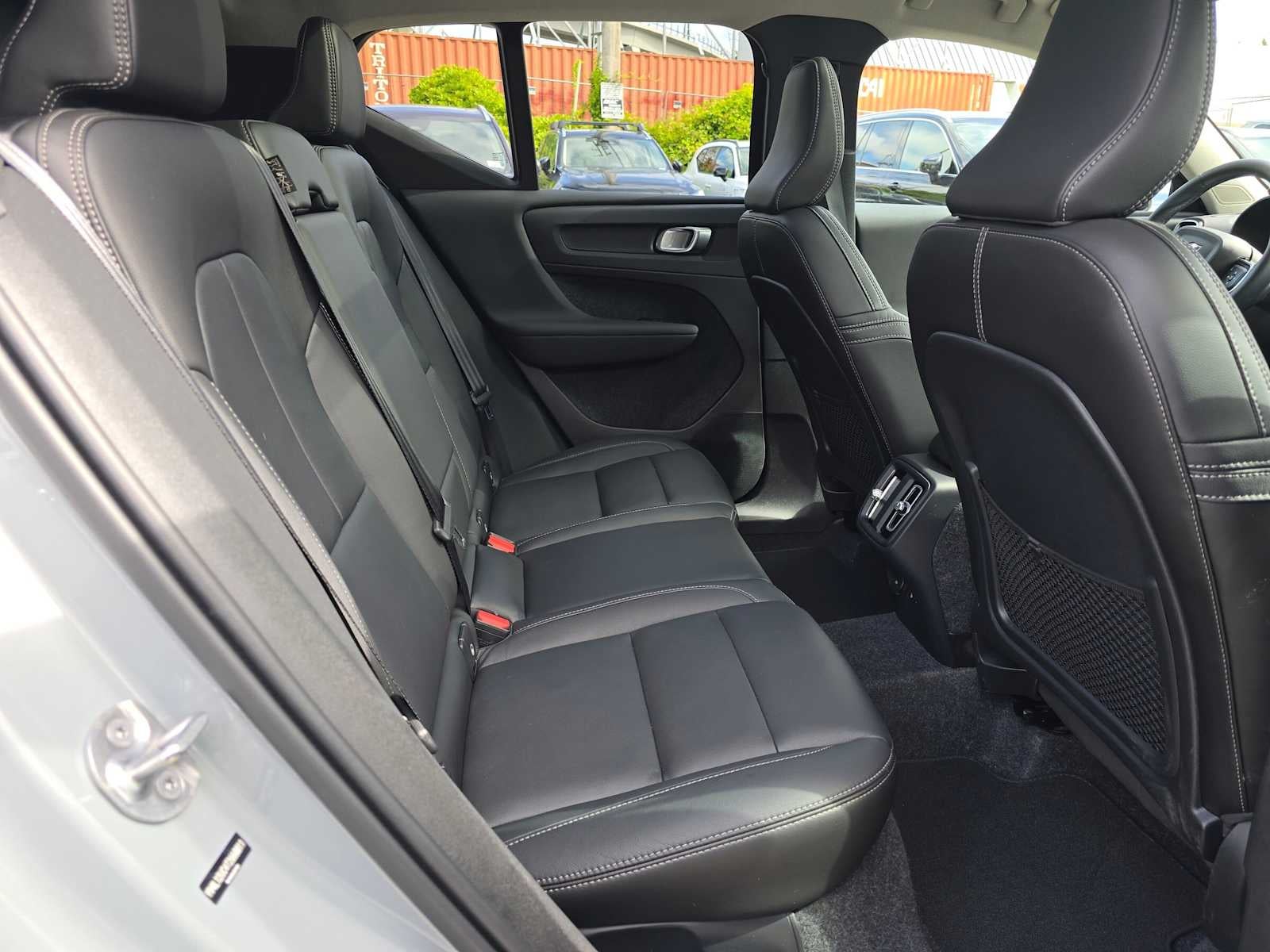 2026 Volvo XC40 Plus
