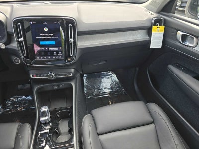 2026 Volvo XC40 Plus