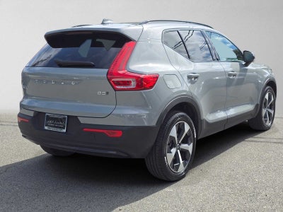 2026 Volvo XC40 Plus