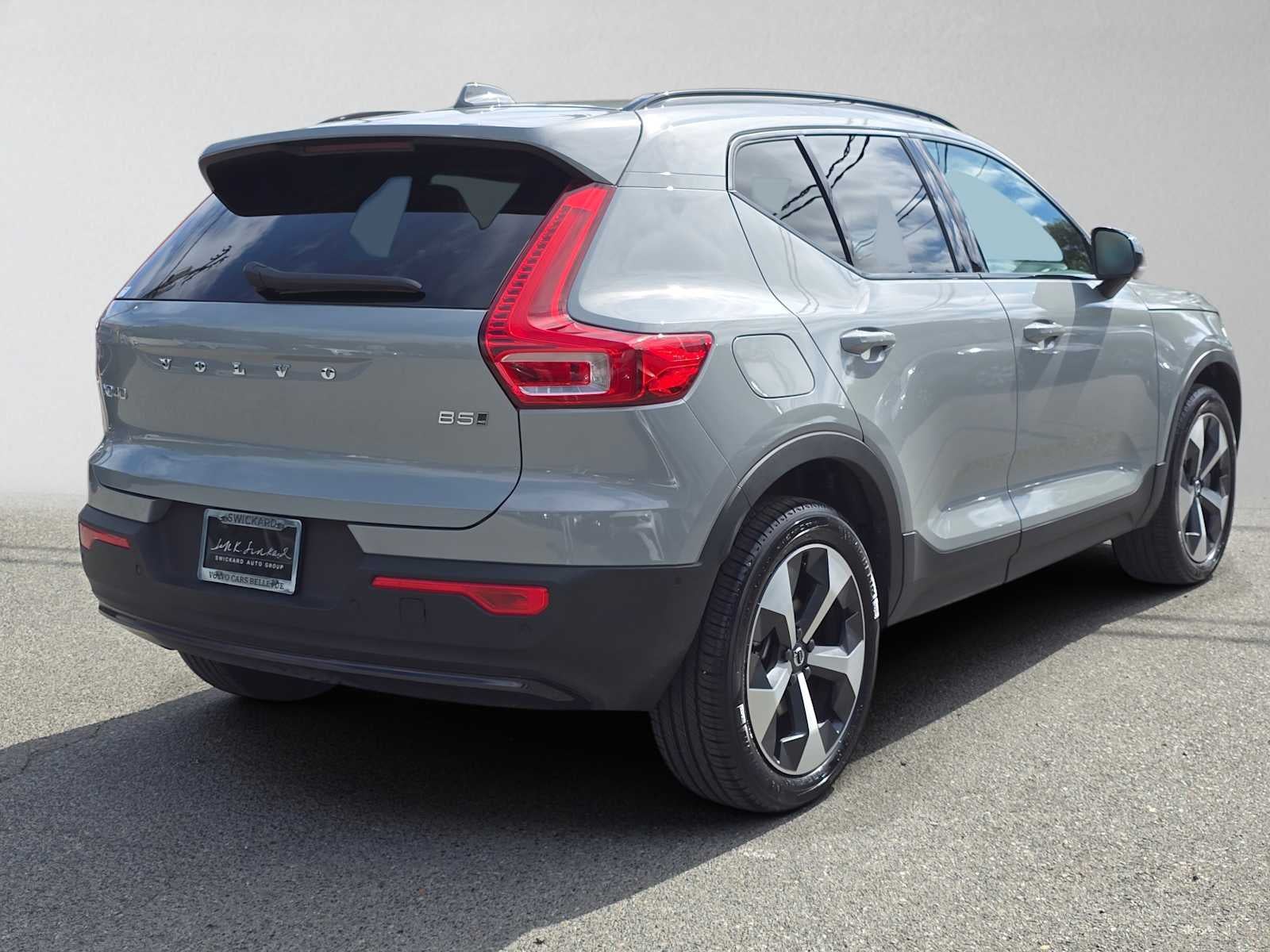 2026 Volvo XC40 Plus