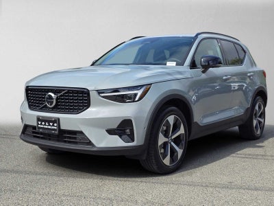 2026 Volvo XC40 Plus