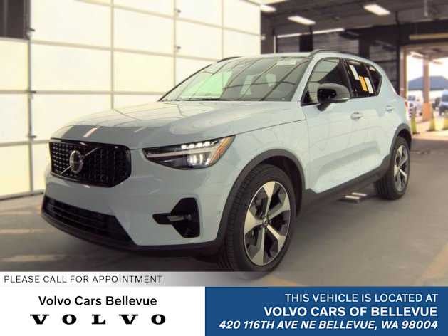 2026 Volvo XC40 Plus